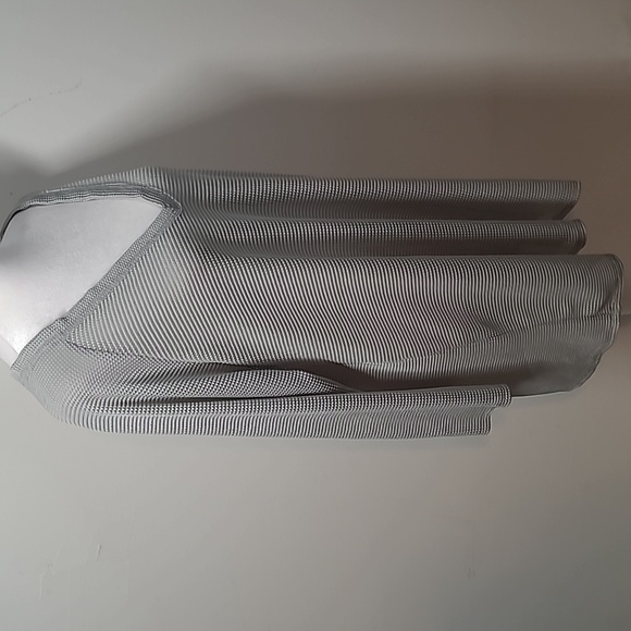 Jordan Taylor Women's Cover Up - Picture 6 of 6